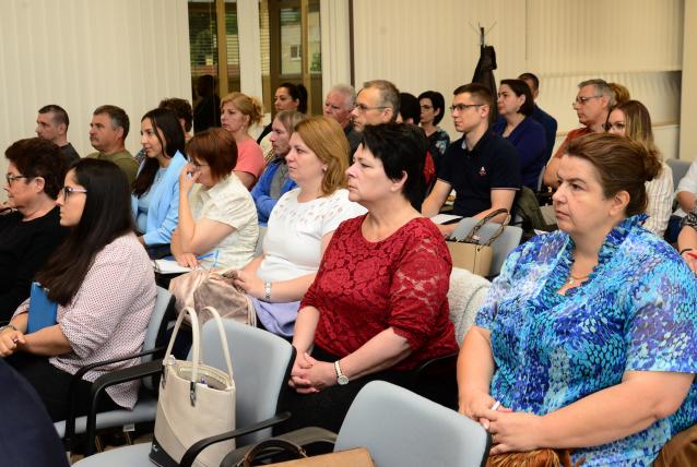 Központban az iratok – A levéltár és a kormányhivatal munkatársai egyeztettek