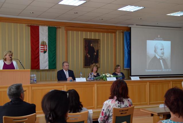 Ünnepséget rendeztek a magyar egészségügy napján Zalaegerszegen