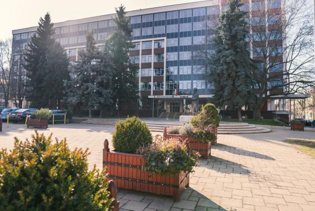 Továbbra is intézhetők családtámogatási ügyek a Rákóczi téren