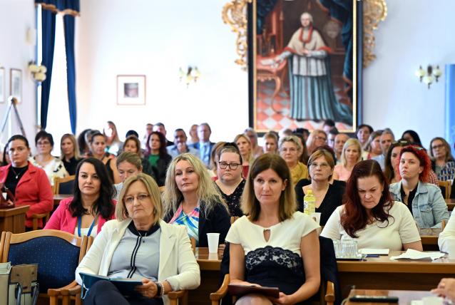 A jelzőrendszeri tagok együttműködését segítik