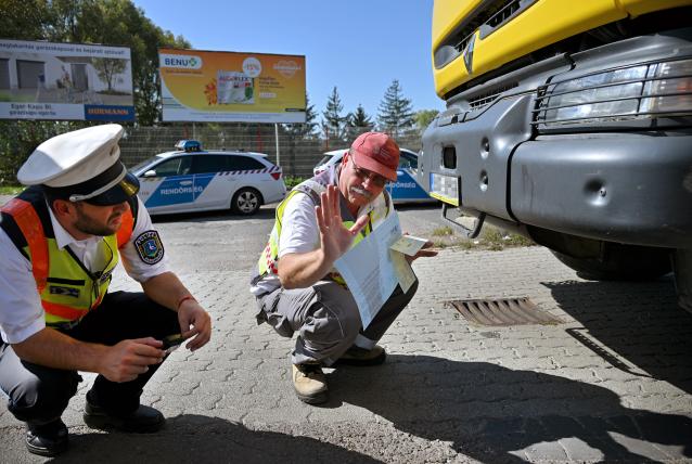 Újabb közös közúti akció: ezúttal Egerben ellenőriztek