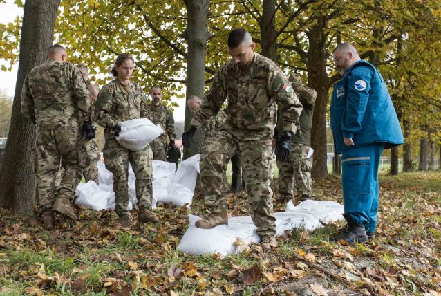 Közös gyakorlatot tartottak Nógrád és Pest területi védelmi bizottságai