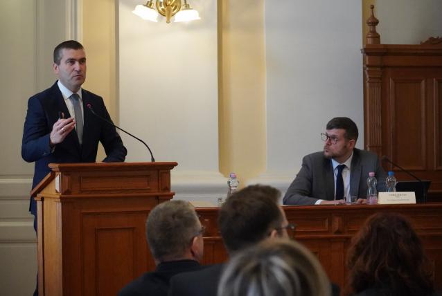 Aktuális kérdésekről tartottak értekezletet a vármegye jegyzőinek