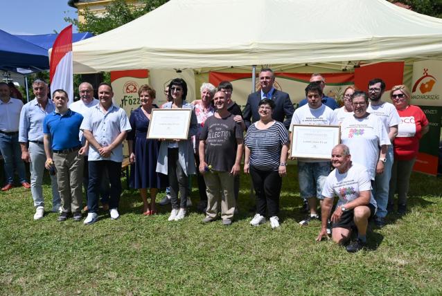 Sikeres főzés fogyatékkal élő embertársaink segítésére