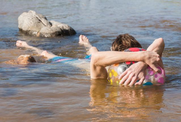 Nem ajánlott a fürdés az Abaligeti-tó strandján