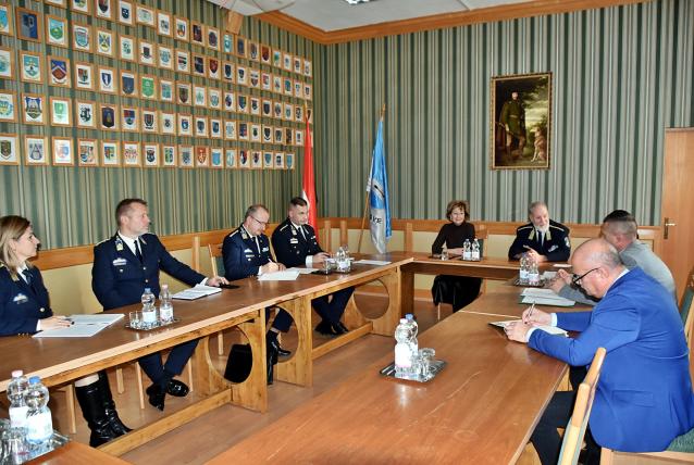 „Együttműködés az áldozatokért”