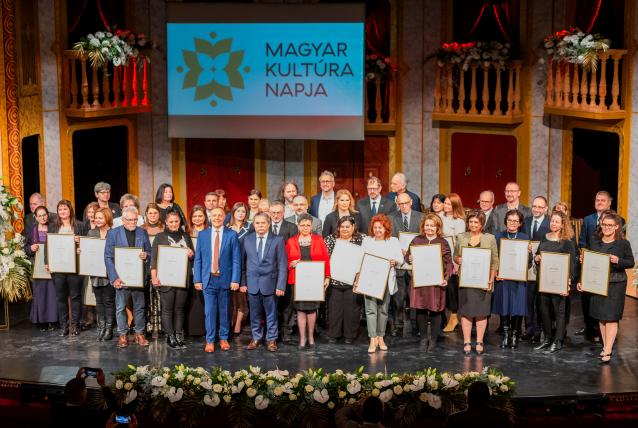 Díjazták Kecskeméten a kultúráért dolgozókat