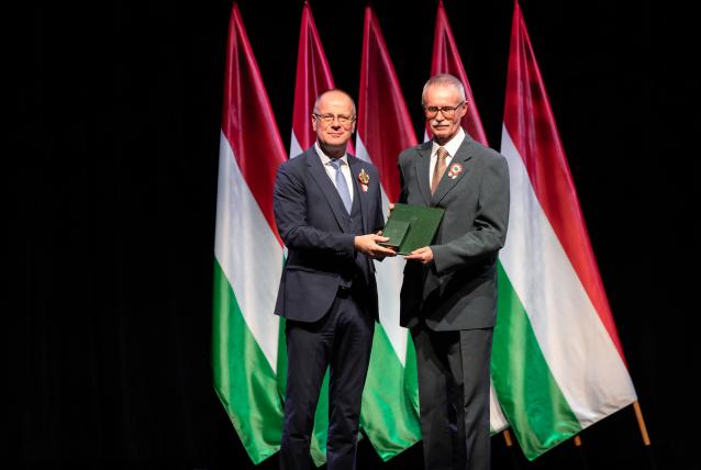Állami kitüntetésben részesült dr. Drozdik Ferenc