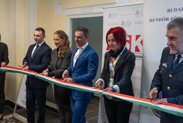 Áldozatsegítő Pont nyílt Budapesten