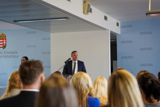 Elismerték a több évtizedes tapasztalattal rendelkező kollégáink munkáját