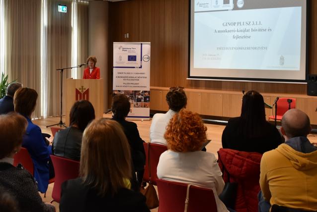 Esélyegyenlőségi rendezvényt tartottak a Mindszentyneumban