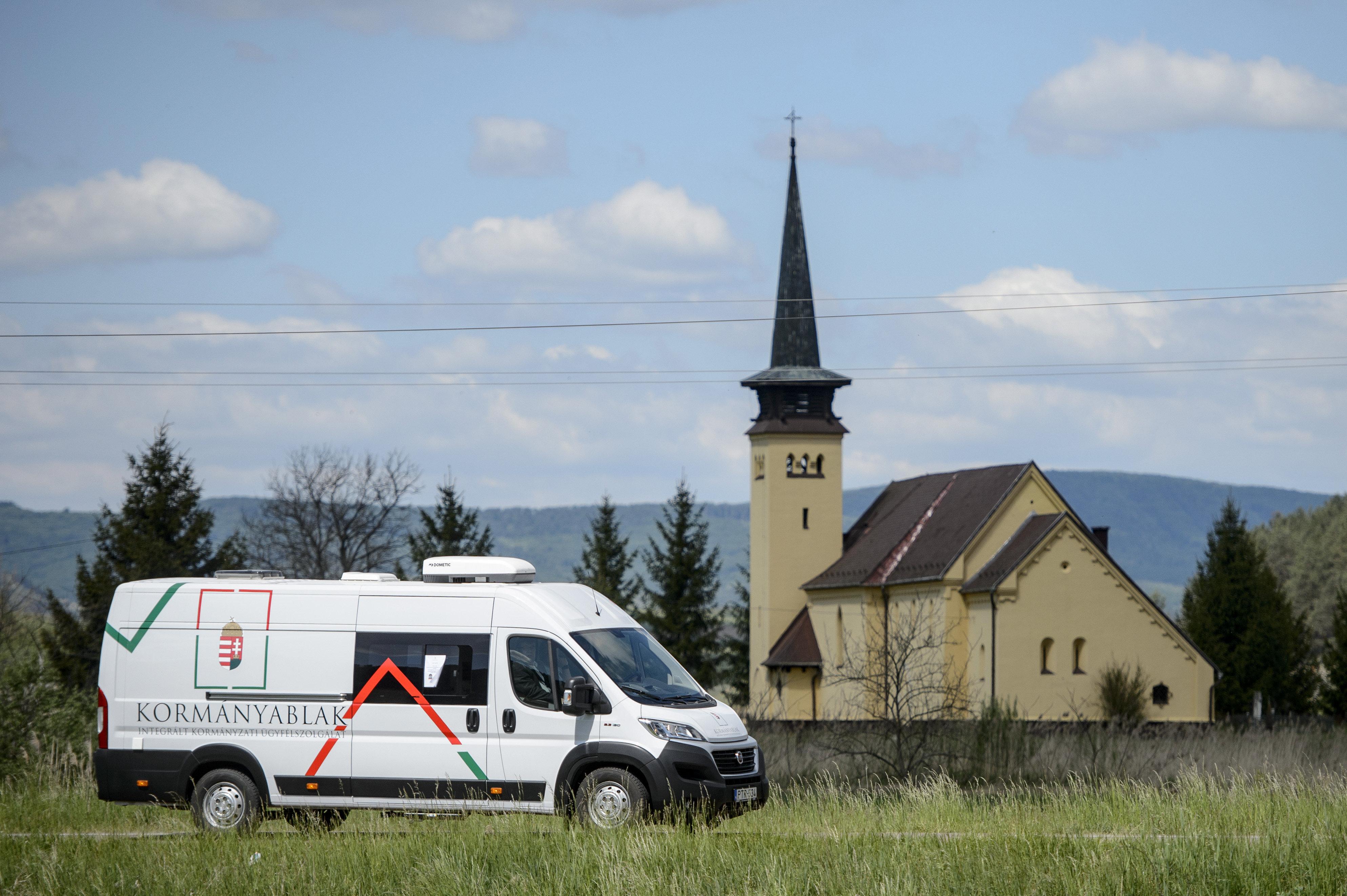 Kormányablakbusz