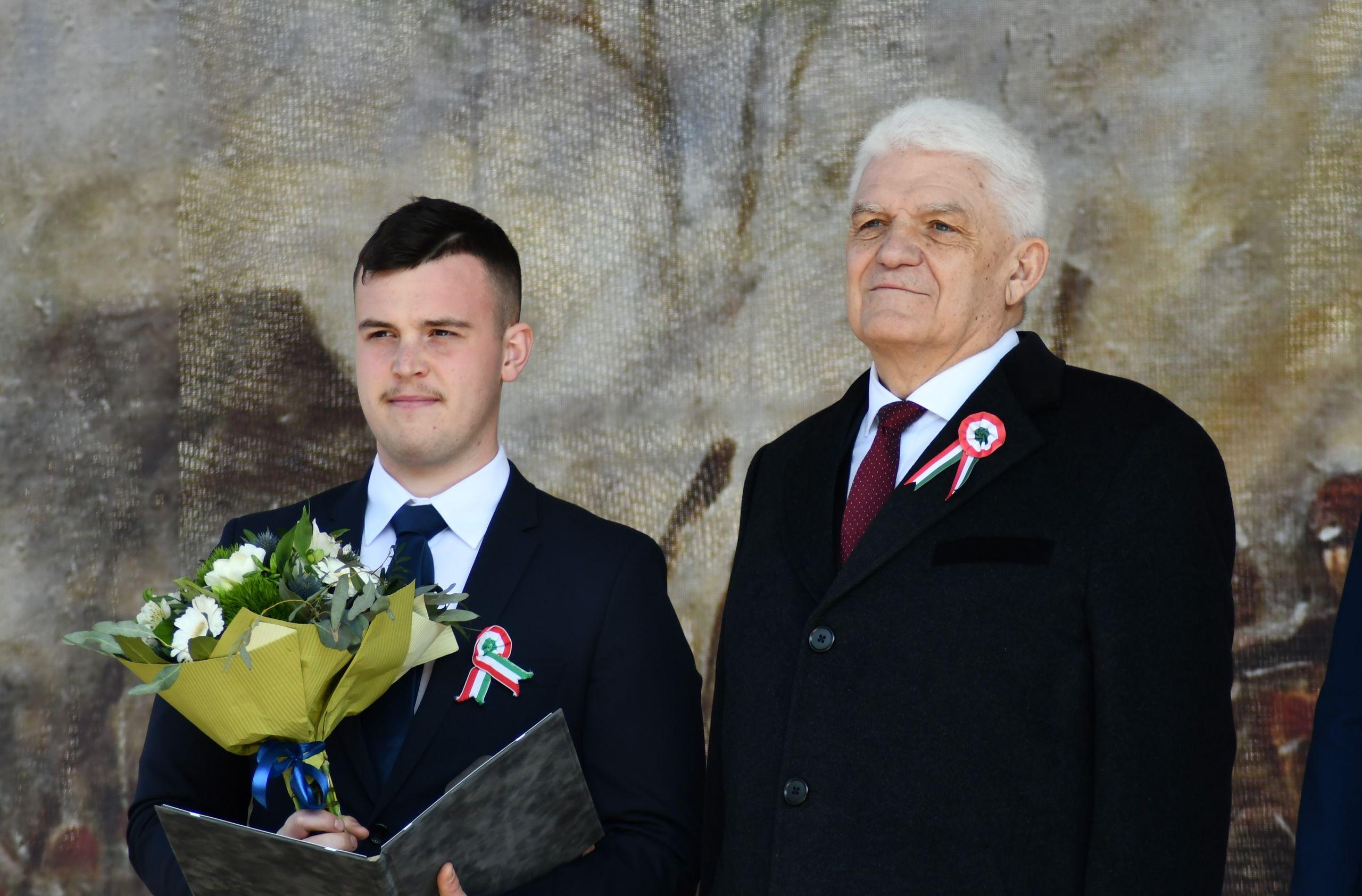 Gratulálunk kollégáinknak!