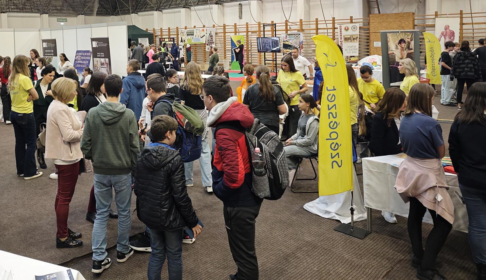 Keszthely Pályaválasztási Kiállítás és Szakmabemutató