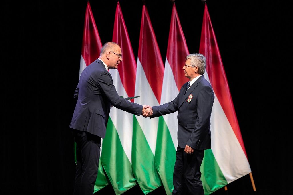 Elismeréseket kaptak munkatársaink3